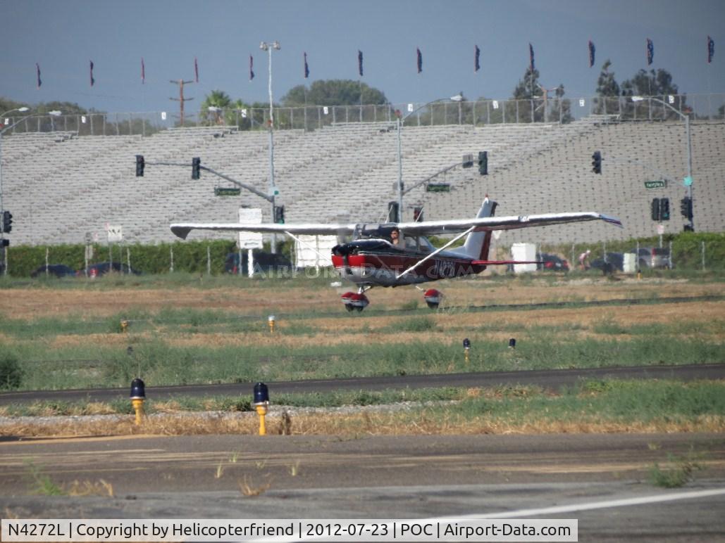 N4272L, 1966 Cessna 172G C/N 17254341, Starting take off role on 26L