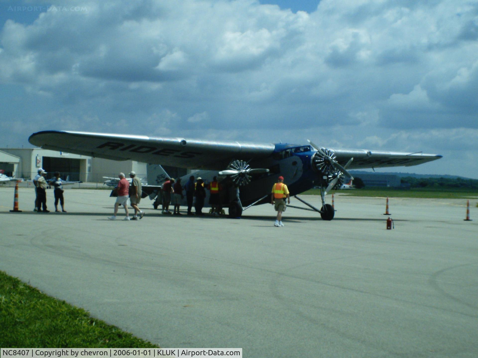 NC8407, 1929 Ford 4-AT-E Tri-Motor C/N 69, ford tri motor at kluk