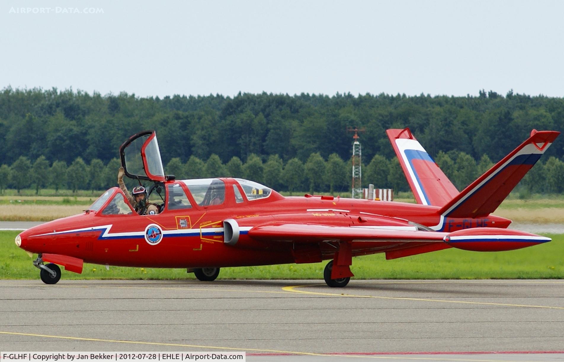 F-GLHF, Fouga CM-170 Magister C/N 406, Going to the runway for take off to visit the Texel Airshow