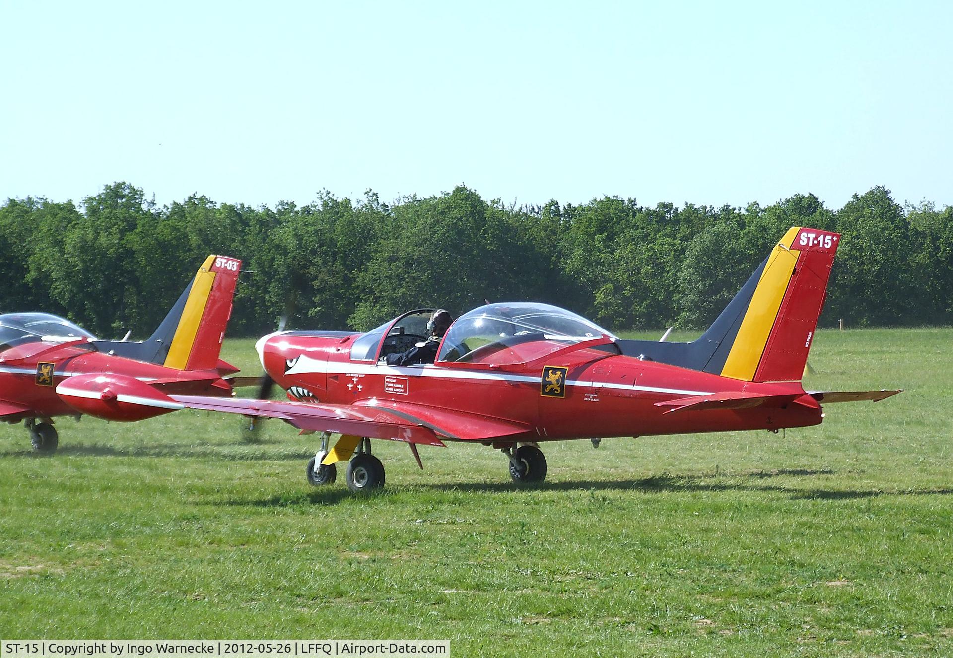 ST-15, SIAI-Marchetti SF-260M+ C/N 10-15, SIAI-Marchetti SF.260M+ of the 'Diables Rouges / Red Devils' aerobatic team of the Belgian Air Force at the Meeting Aerien 2012, La-Ferte-Alais