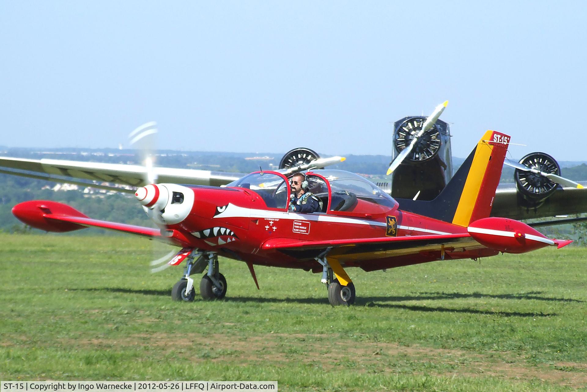 ST-15, SIAI-Marchetti SF-260M+ C/N 10-15, SIAI-Marchetti SF.260M+ of the 'Diables Rouges / Red Devils' aerobatic team of the Belgian Air Force at the Meeting Aerien 2012, La-Ferte-Alais