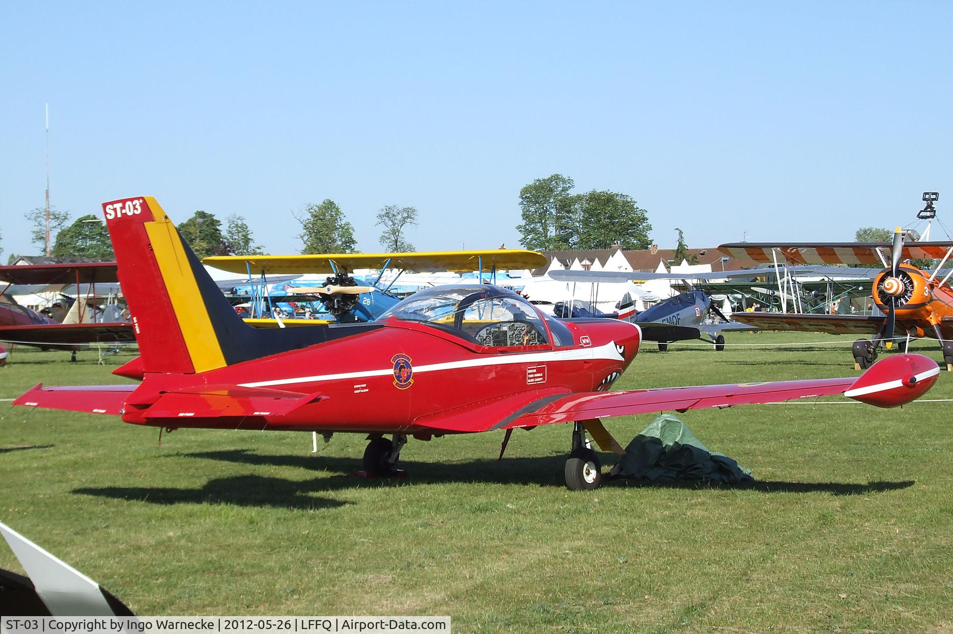 ST-03, SIAI-Marchetti SF-260MB C/N 10-03, SIAI-Marchetti SF.260MB of the 'Diables Rouges / Red Devils' aerobatic team of the Belgian Air Force at the Meeting Aerien 2012, La-Ferte-Alais