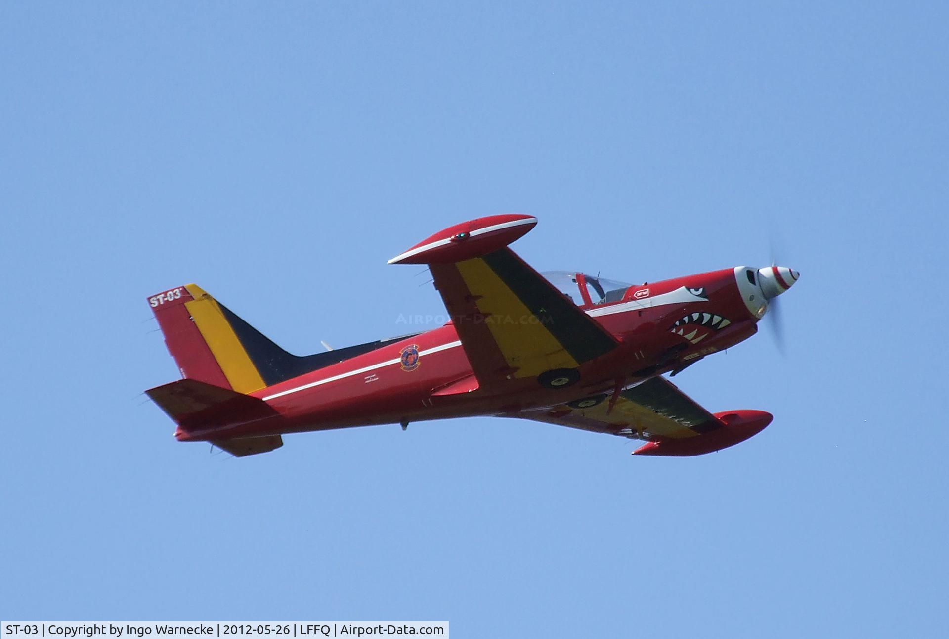 ST-03, SIAI-Marchetti SF-260MB C/N 10-03, SIAI-Marchetti SF.260MB of the 'Diables Rouges / Red Devils' aerobatic team of the Belgian Air Force at the Meeting Aerien 2012, La-Ferte-Alais