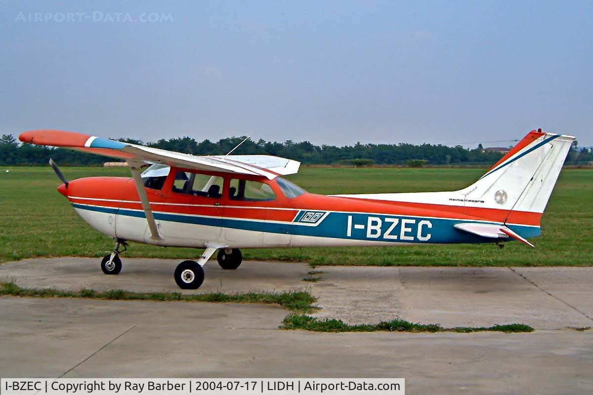 I-BZEC, Reims FR172J Reims Rocket C/N 0379, Seen here at Thiene~I