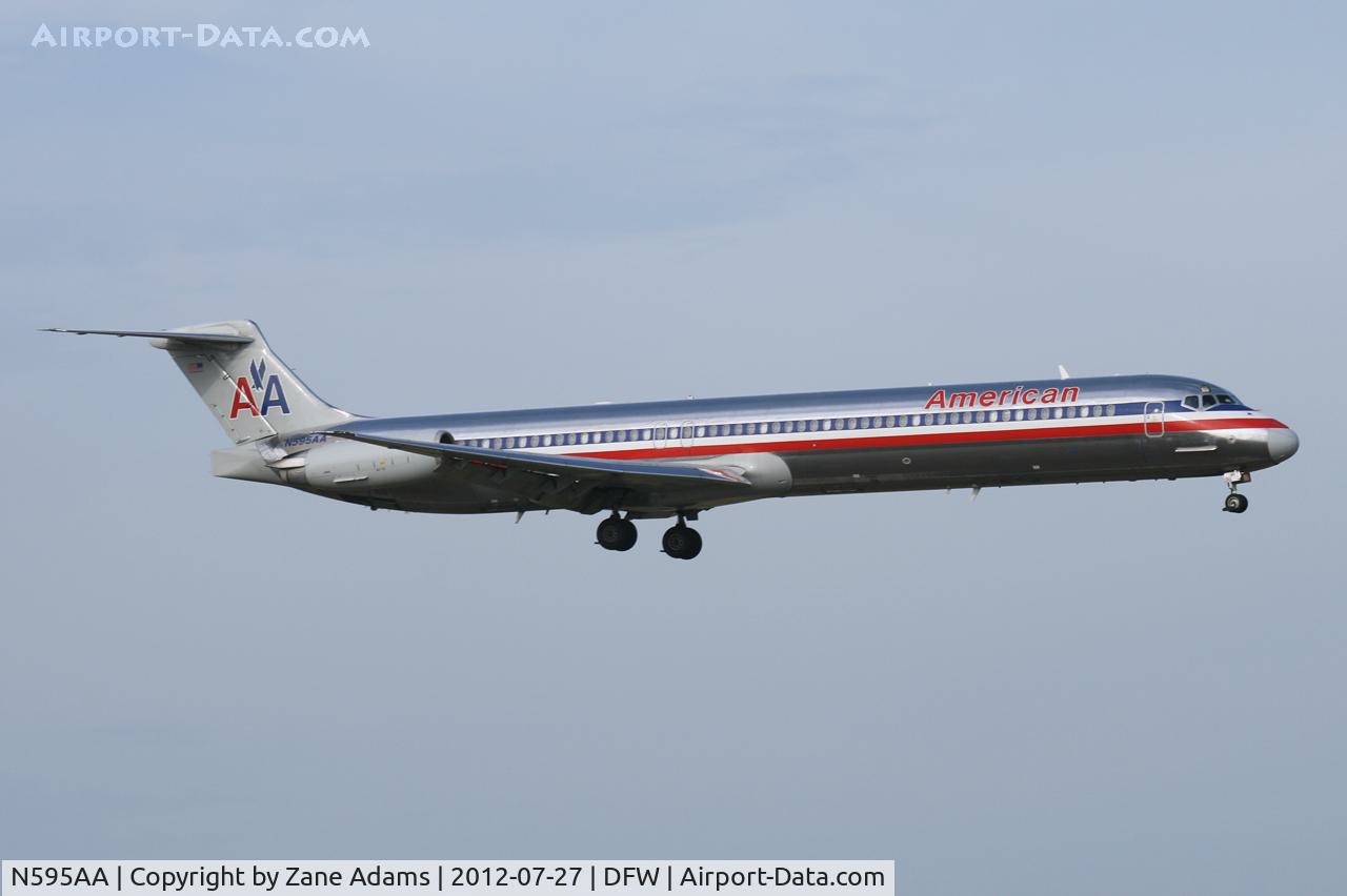 N595AA, 1992 McDonnell Douglas MD-83 (DC-9-83) C/N 53285, American Airlines Landing at DFW Airport