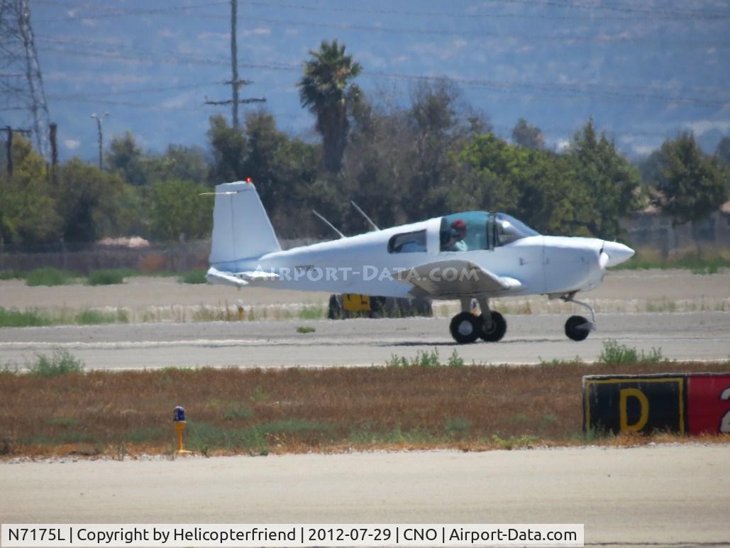 N7175L, 1974 Grumman American AA-1B Trainer C/N AA1B-0455, Landing on 26R