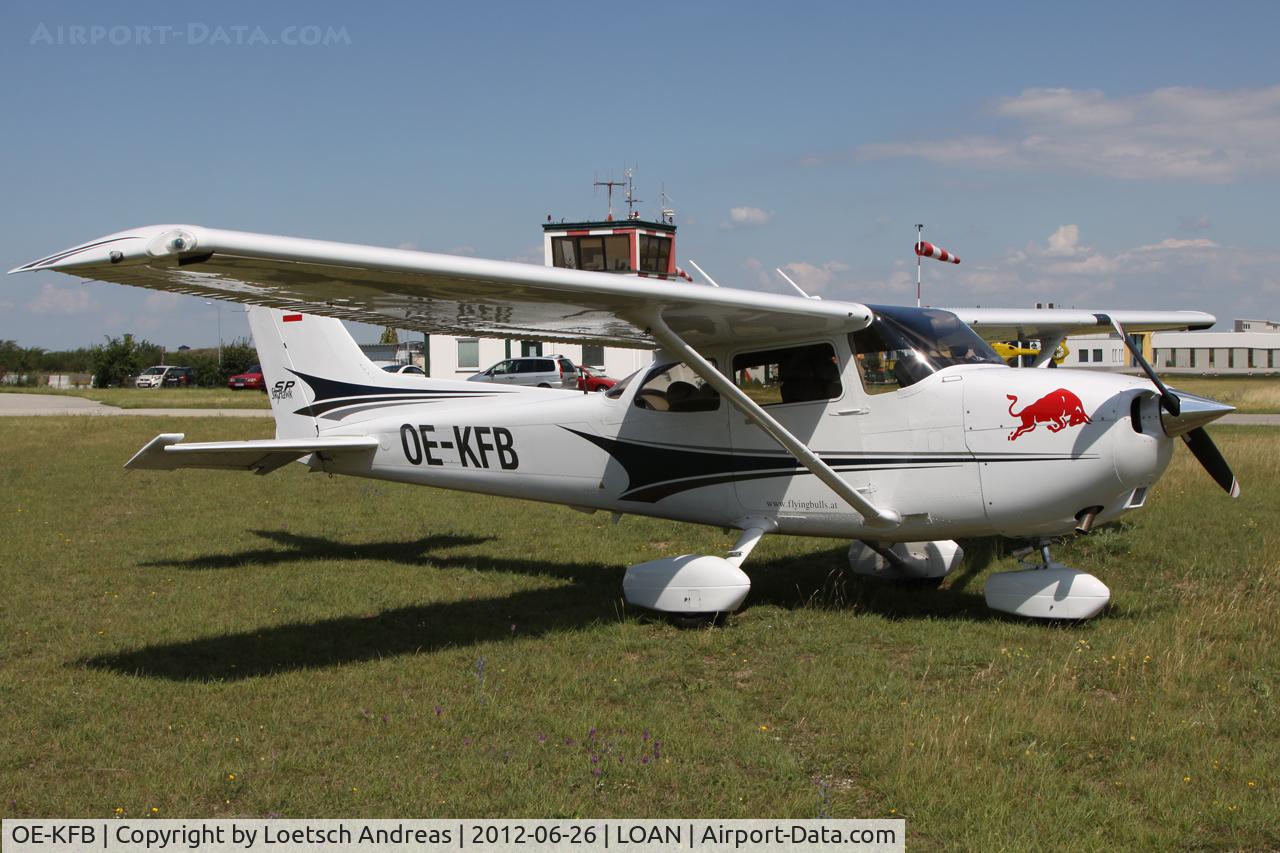 OE-KFB, 2004 Cessna 172S C/N 172S9584, 