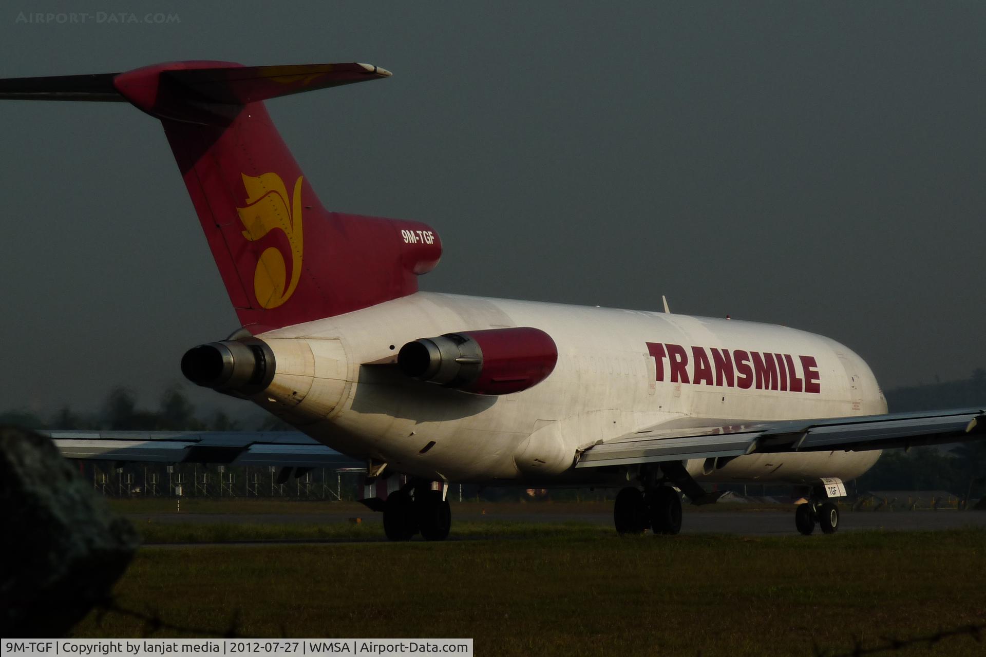 9M-TGF, 1979 Boeing 727-247/Adv(F) C/N 21698, Morning