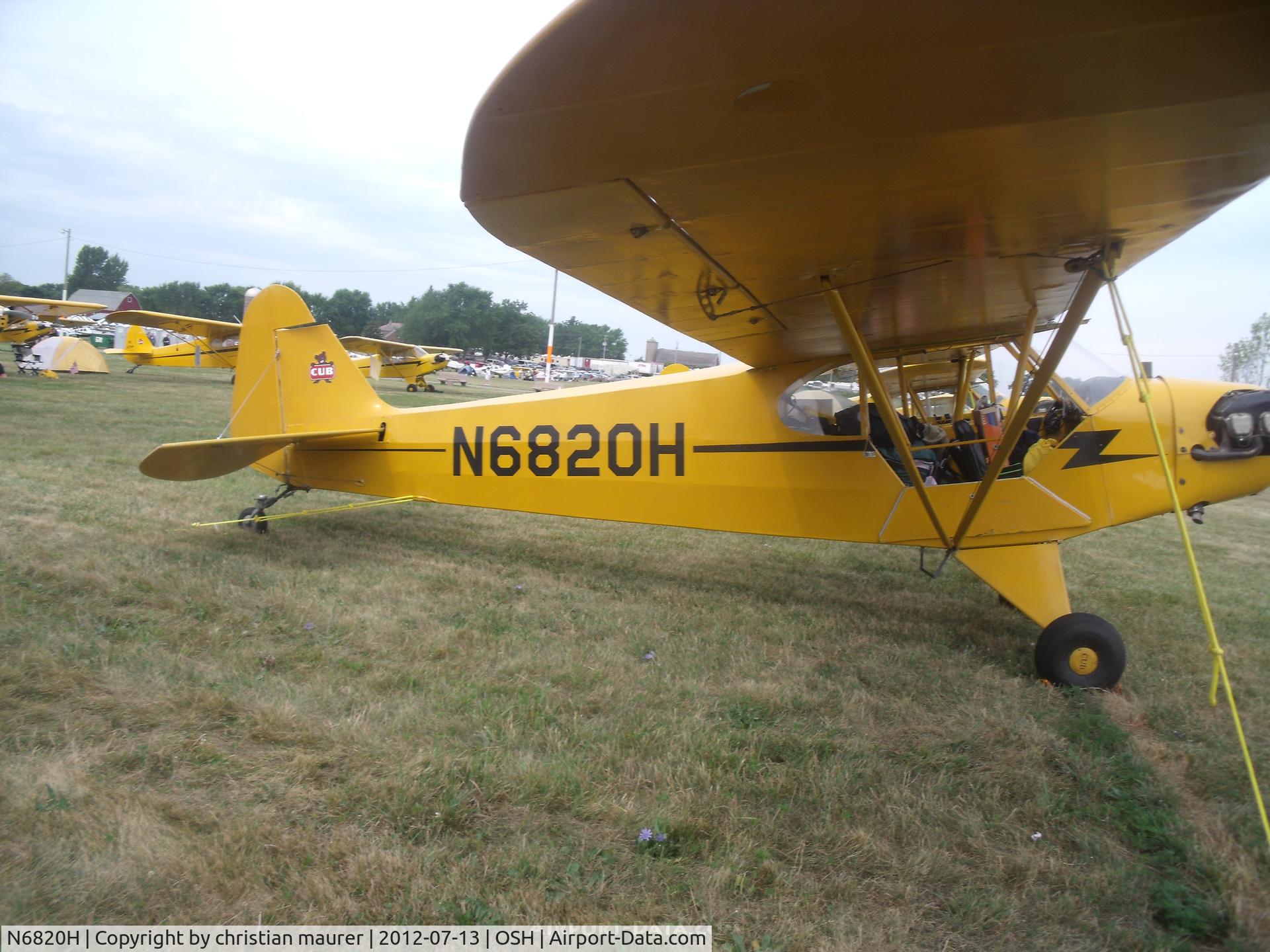 N6820H, 1946 Piper J3C-65 Cub C/N 20036, j3 cub