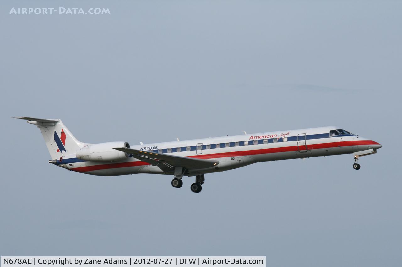 N678AE, 2004 Embraer ERJ-145LR (EMB-145LR) C/N 14500813, American Eagle landing at DFW Airport