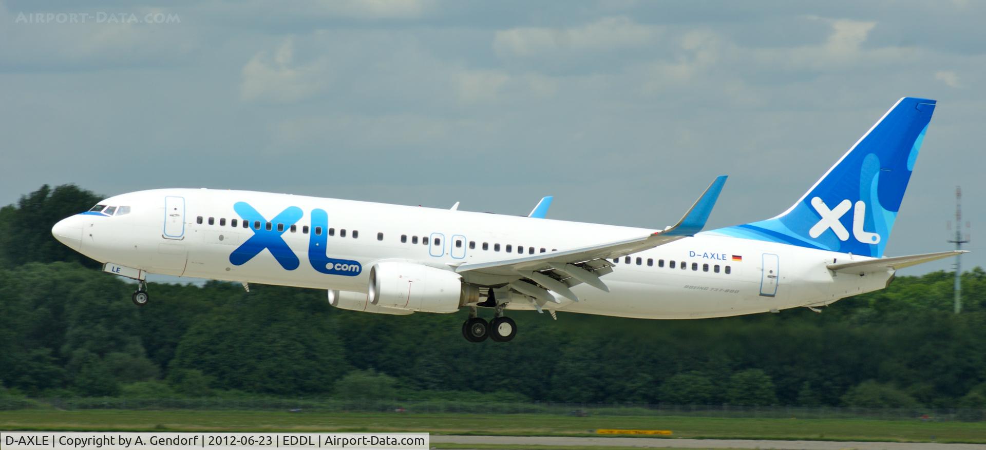 D-AXLE, 2007 Boeing 737-8Q8 C/N 30724, XL Airways Germany, shortly before touch down on Rwy 23L at Düsseldorf Int´l (EDDL)
