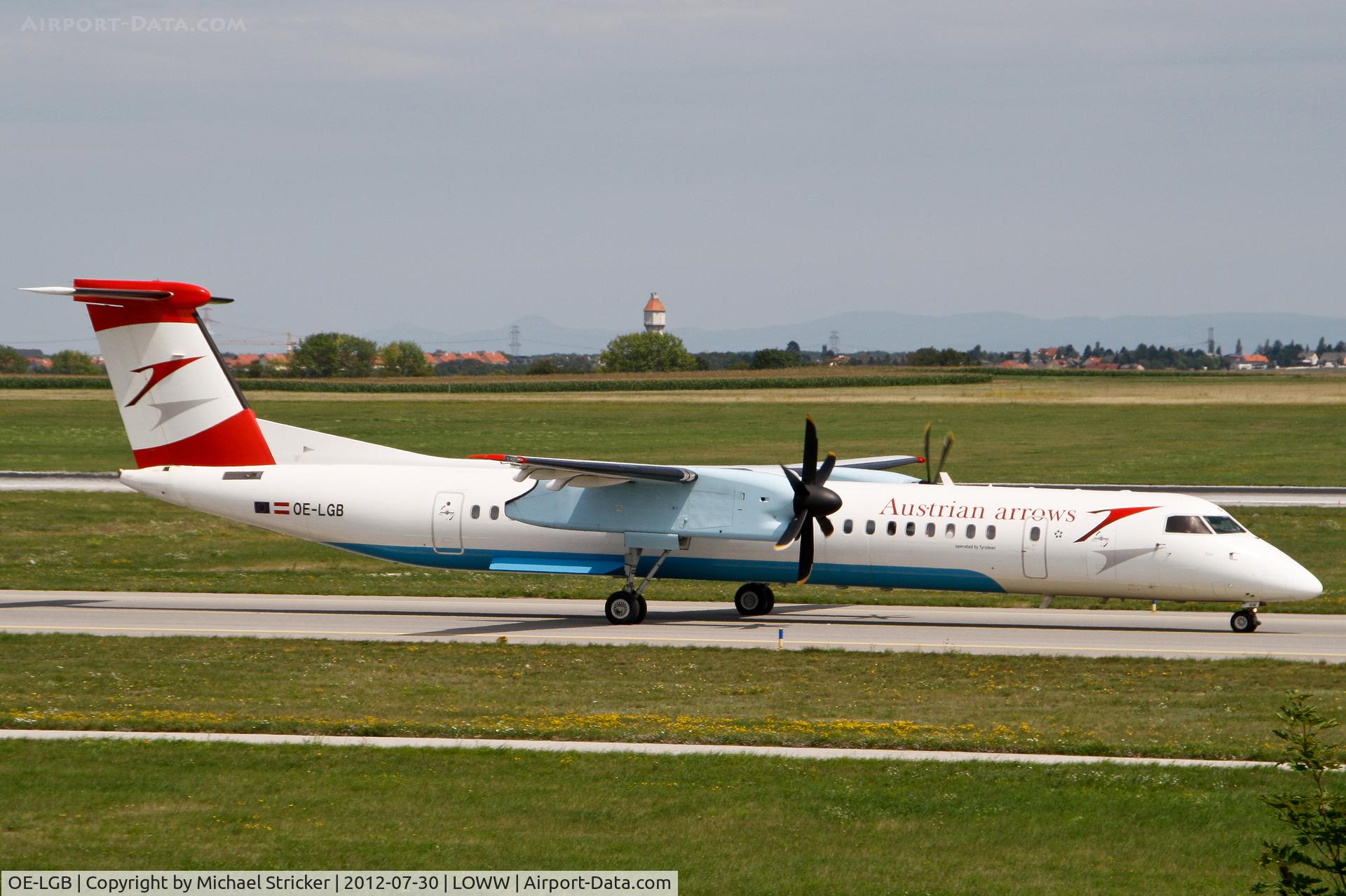 OE-LGB, 1999 De Havilland Canada DHC-8-402Q Dash 8 C/N 4015, De Havilland Canada DHC-8-402Q