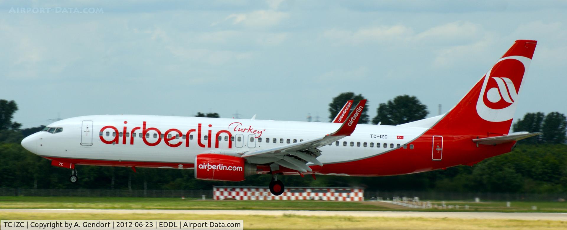 TC-IZC, 2009 Boeing 737-86J C/N 37745, Air Berlin Turkey, seen here landing on RWY 23L at Düsseldorf Int´l (EDDL)