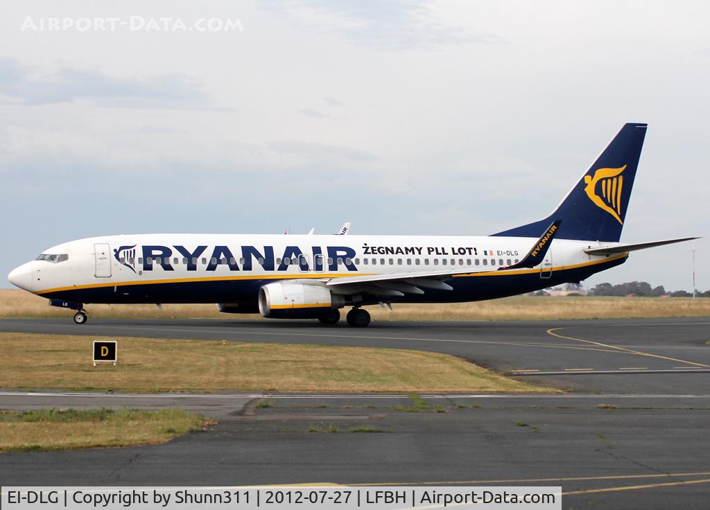 EI-DLG, 2006 Boeing 737-8AS C/N 33589, Taxxing for departure... Additional 