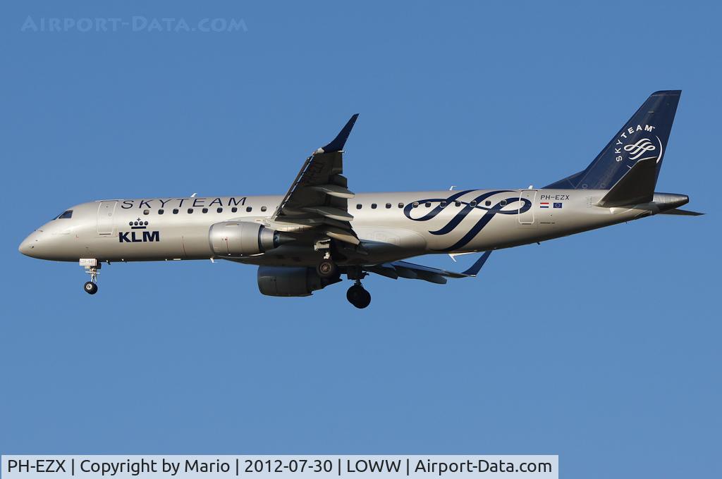 PH-EZX, 2012 Embraer 190LR (ERJ-190-100LR) C/N 19000545, Skyteam colors