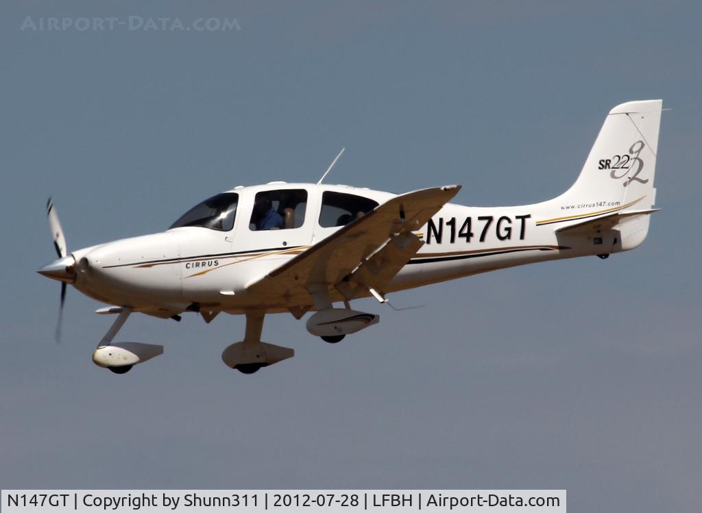N147GT, 2004 Cirrus SR22 G2 C/N 1069, Landing rwy 27