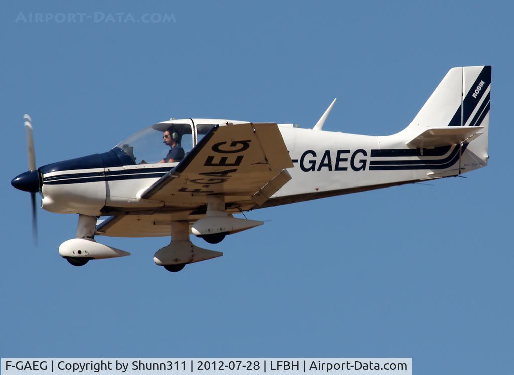 F-GAEG, Robin DR-400-140 Major C/N 1149, Landing rwy 27