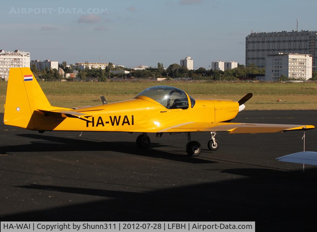 HA-WAI, 1993 Slingsby T-67M Firefly Mk2 C/N 2122, Parked at the maintenanca area...