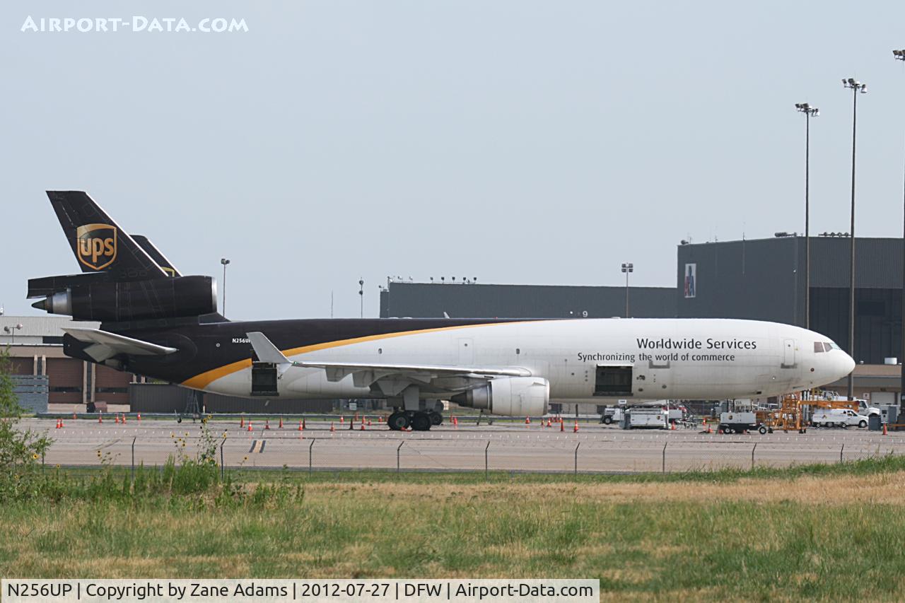 N256UP, 1992 McDonnell Douglas MD-11F C/N 48405, On the UPS ramp at DFW Airport
