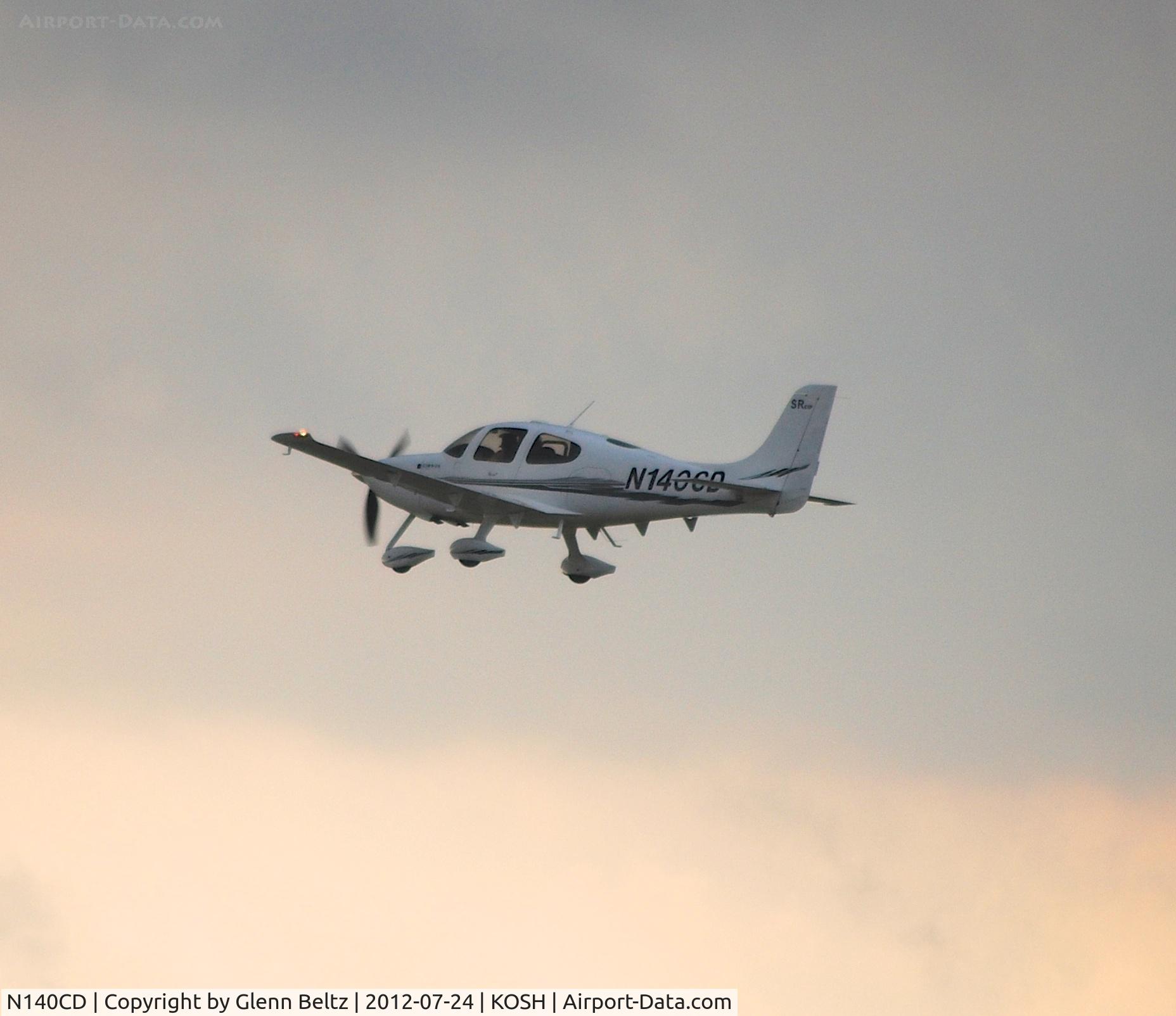 N140CD, 2001 Cirrus SR20 C/N 1023, Departing EAA Airventure/Oshkosh on 24 July 2012