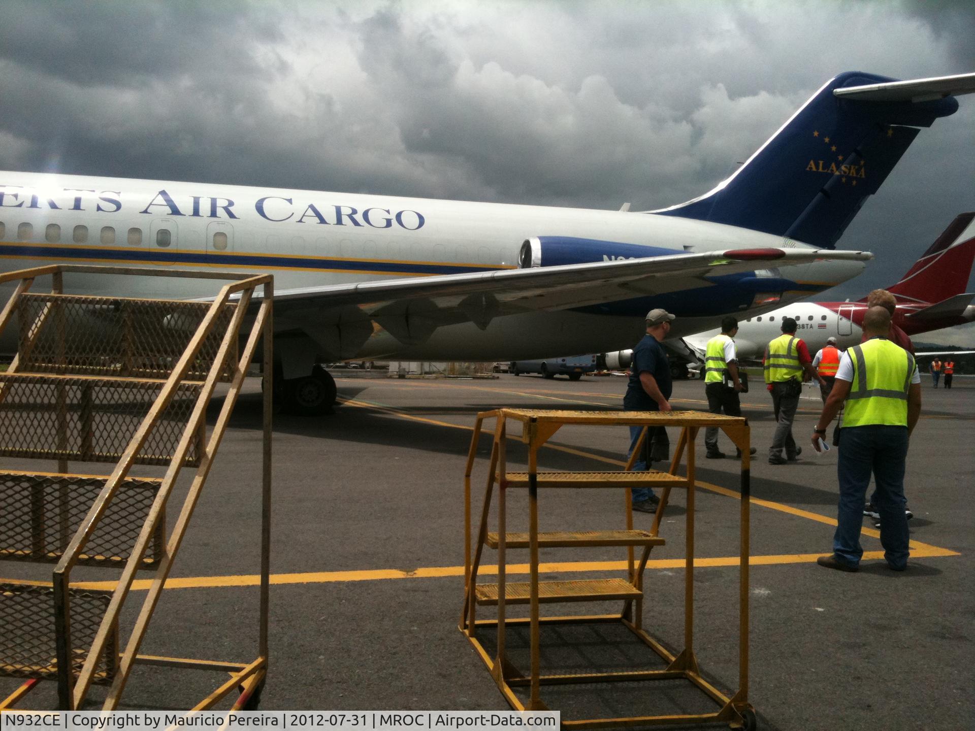 N932CE, 1970 Douglas DC-9-33F C/N 47465, Everts in Costa Rica