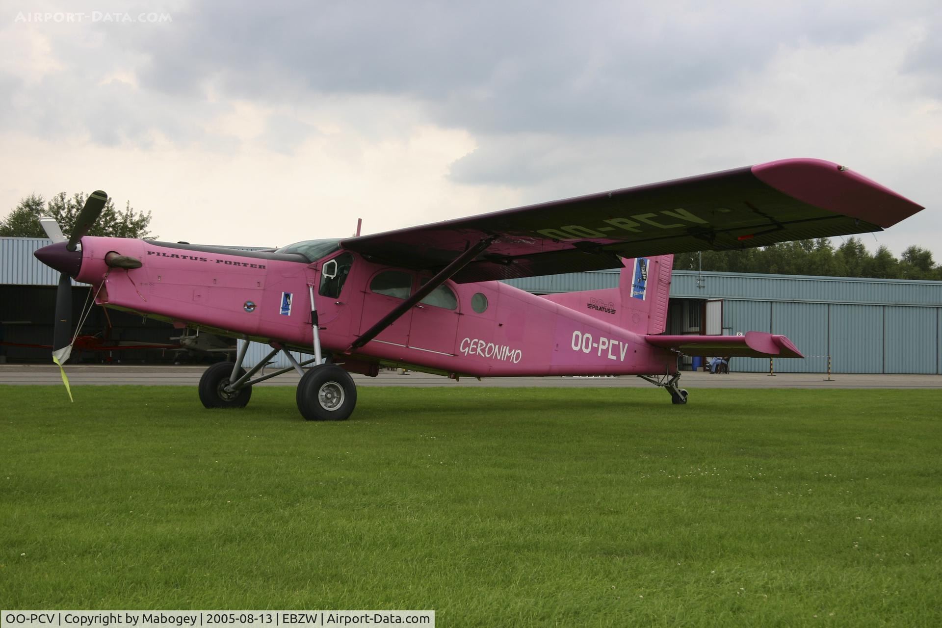 OO-PCV, 1992 Pilatus PC-6/B2-H4 Turbo Porter C/N 882, The OO-PCV at Zwartberg airport.
