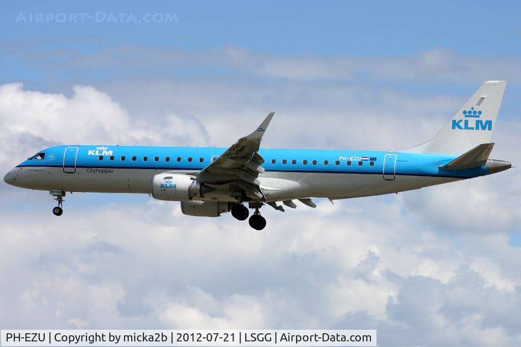 PH-EZU, 2012 Embraer 190LR (ERJ-190-100LR) C/N 19000522, Landing in 05