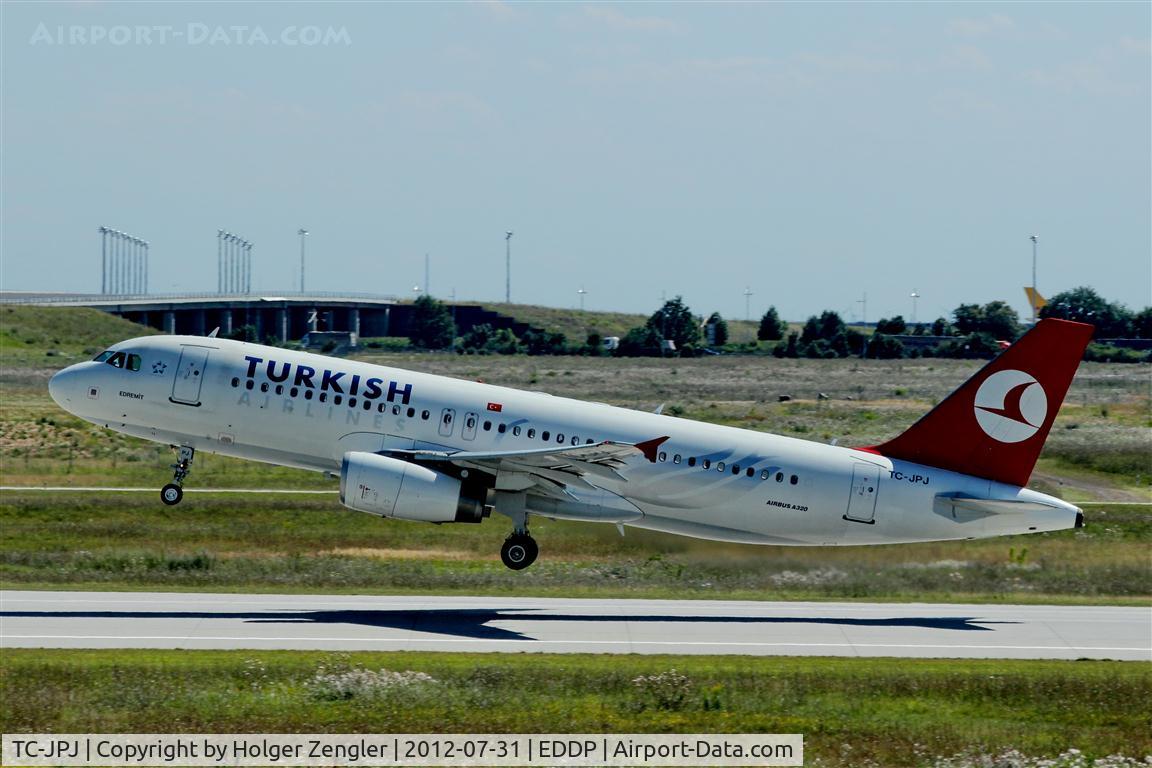 TC-JPJ, 2007 Airbus A320-232 C/N 3239, Leaving LEJ in beautiful summer sun.....