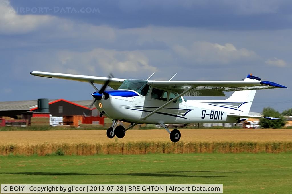 G-BOIY, 1976 Cessna 172N C/N 172-67738, Resident