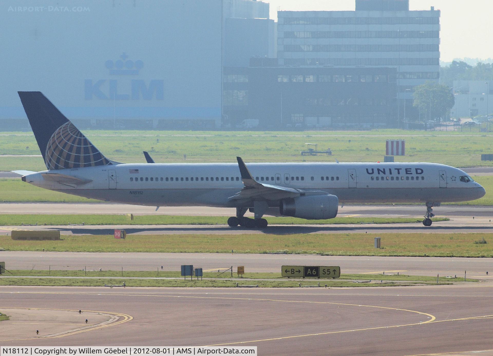 N18112, 1995 Boeing 757-224 C/N 27302, Taxi to runway 24 of Amsterdam Airport
