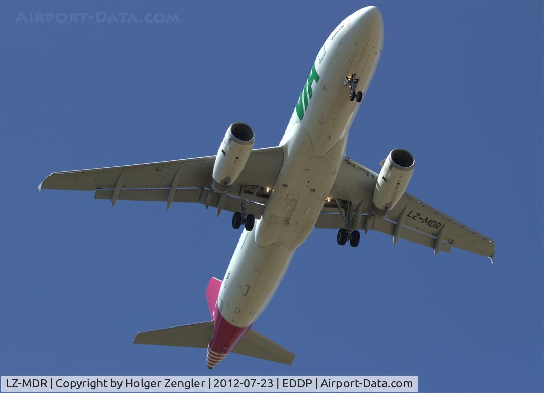 LZ-MDR, 2012 Airbus A320-232 C/N 5158, Final approach of the daily Varna shuttle from Bulgaria.....