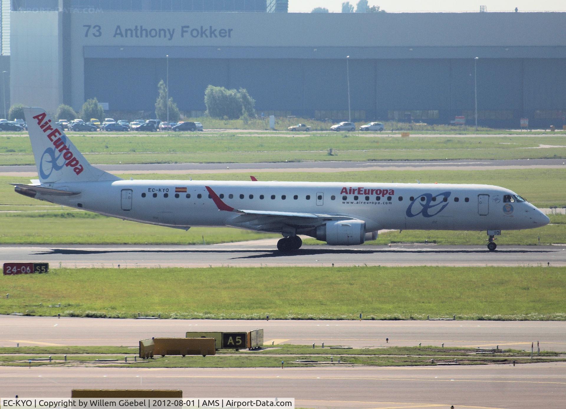 EC-KYO, 2009 Embraer 195LR (ERJ-190-200LR) C/N 19000276, Taxi to runway 24 of Amsterdam Airport