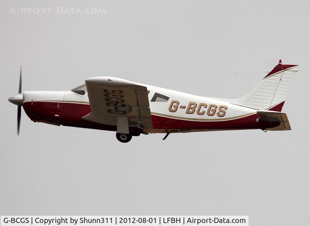 G-BCGS, 1972 Piper PA-28R-200-2 Cherokee Arrow II C/N 28R-7235133, Taking off rwy 27
