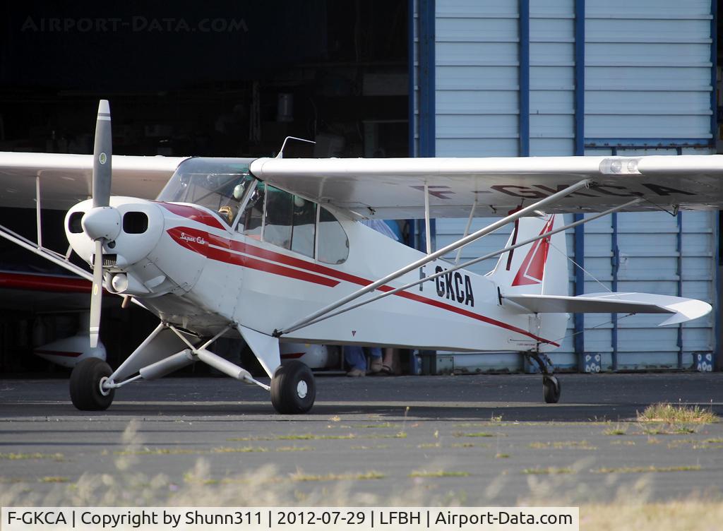 F-GKCA, Piper PA-18-150 Super Cub C/N 18-8604, Parked on the south...