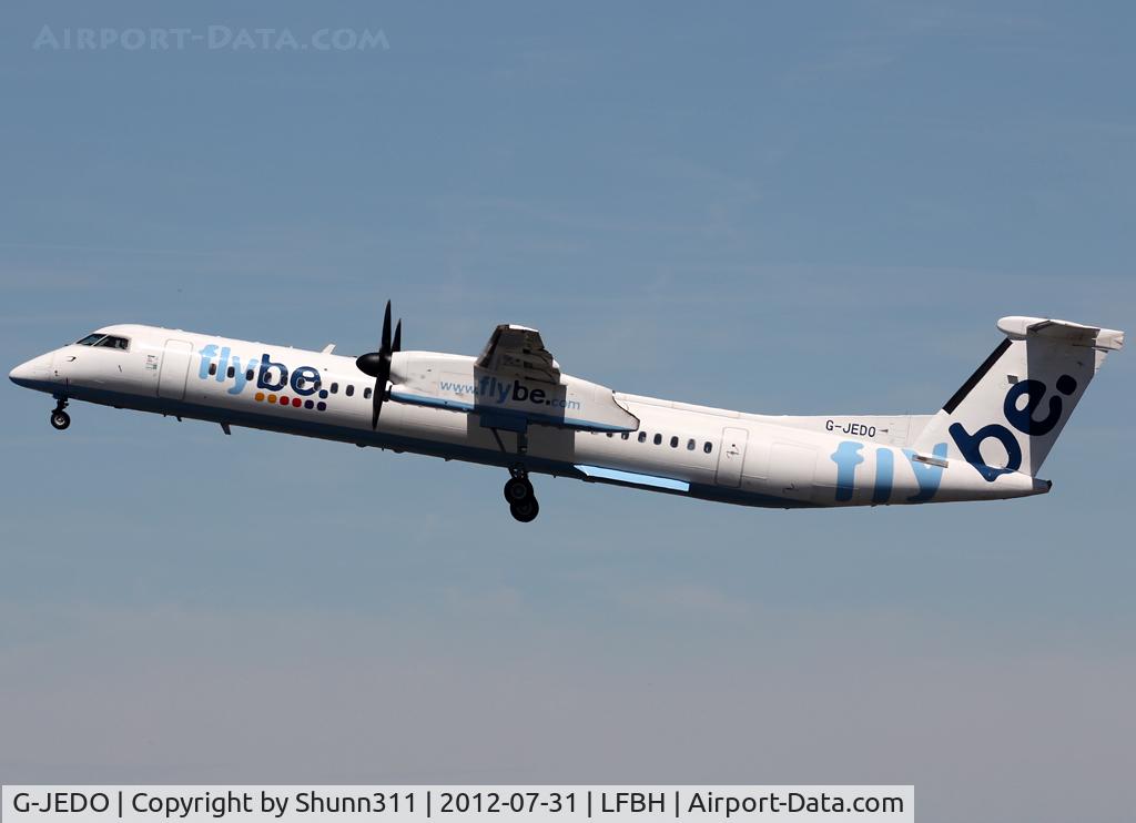 G-JEDO, 2003 De Havilland Canada DHC-8-402Q Dash 8 C/N 4079, Taking off rwy 27