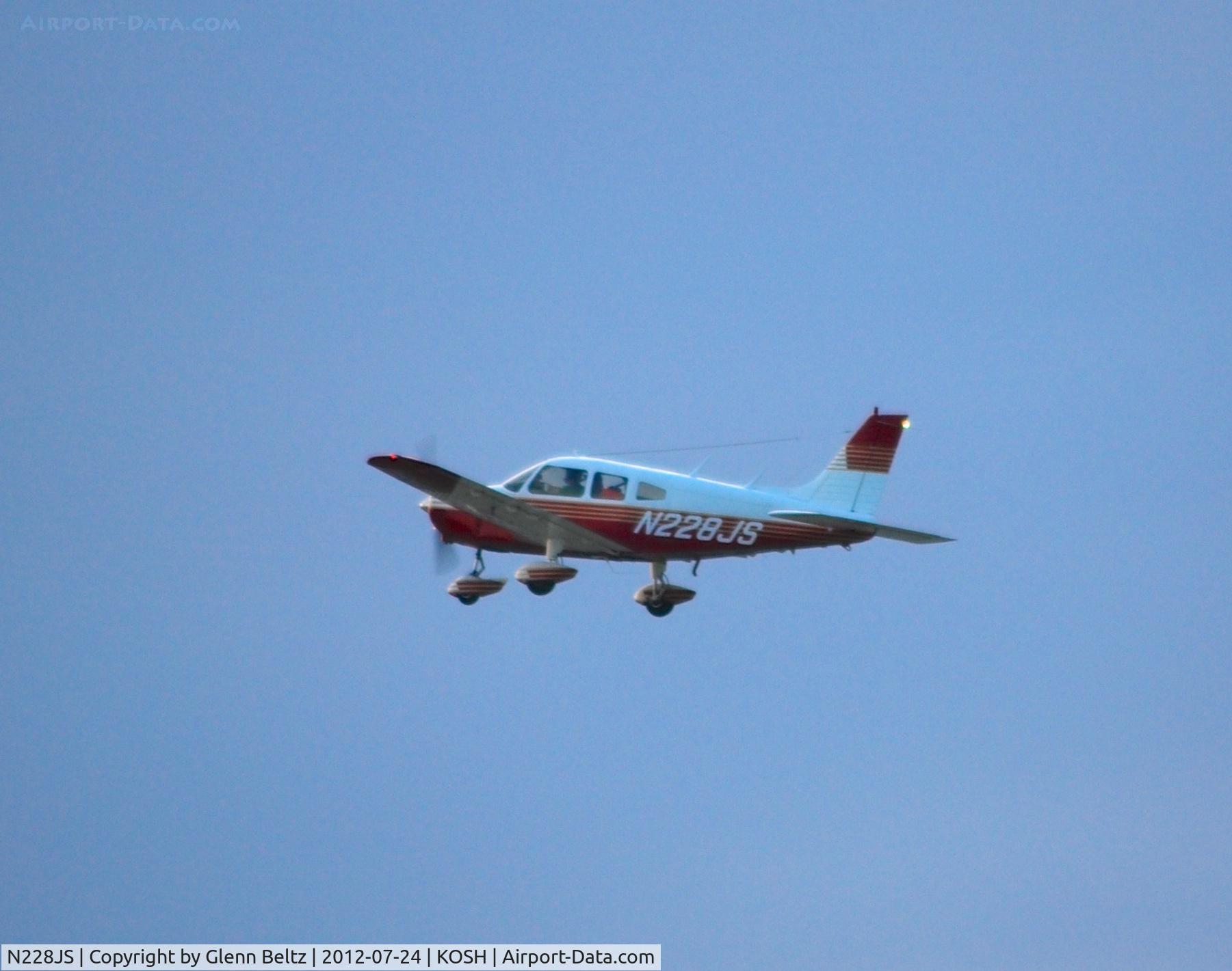 N228JS, 1974 Piper PA-28-151 Cherokee C/N 28-7415103, Departing EAA Airventure/Oshkosh on 24 July 2012.