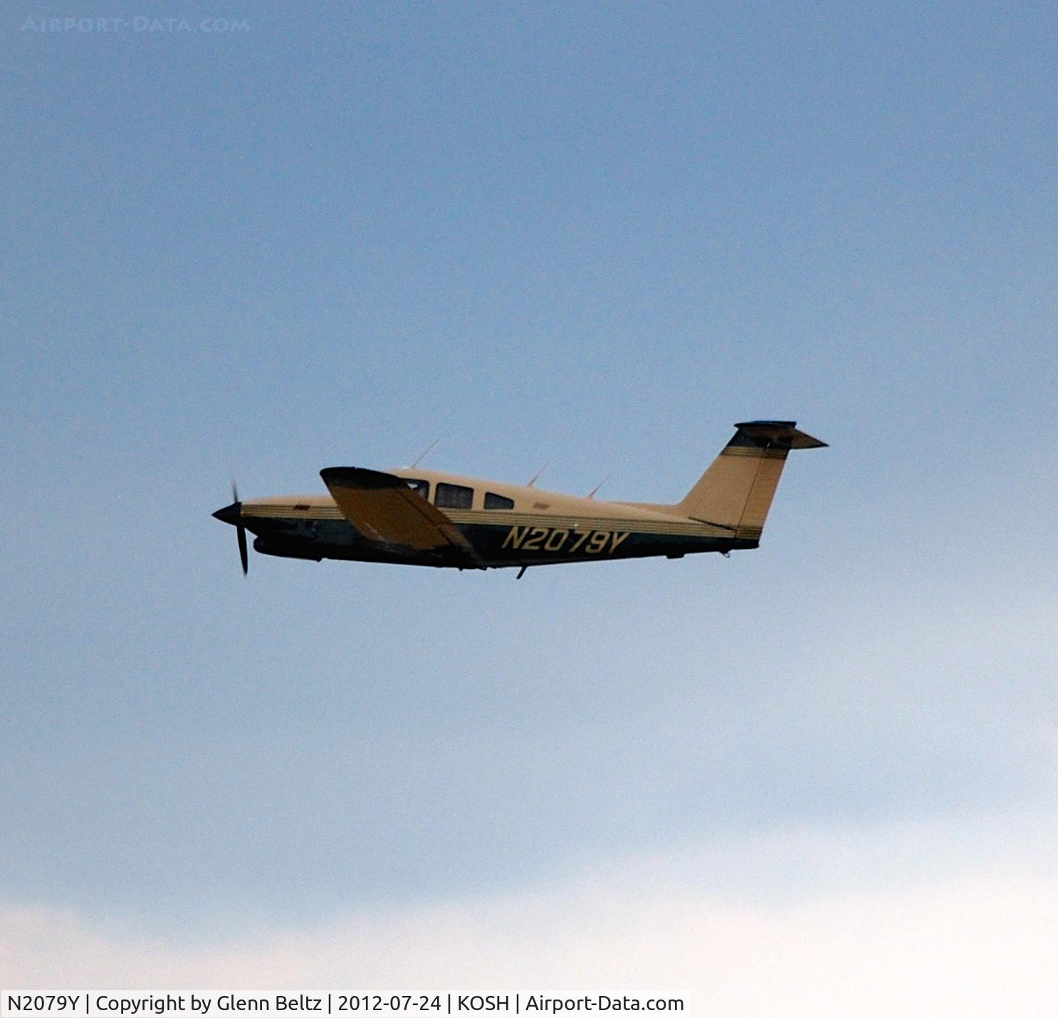 N2079Y, 1979 Piper PA-28RT-201T Arrow IV C/N 28R-7931140, Departing EAA Airventure/Oshkosh on 24 July 2012.