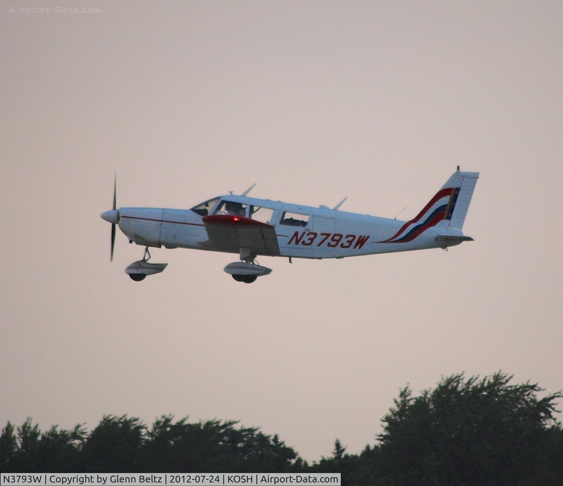 N3793W, 1966 Piper PA-32-260 Cherokee Six Cherokee Six C/N 32-720, Departing EAA Airventure/Oshkosh on 24 July 2012.