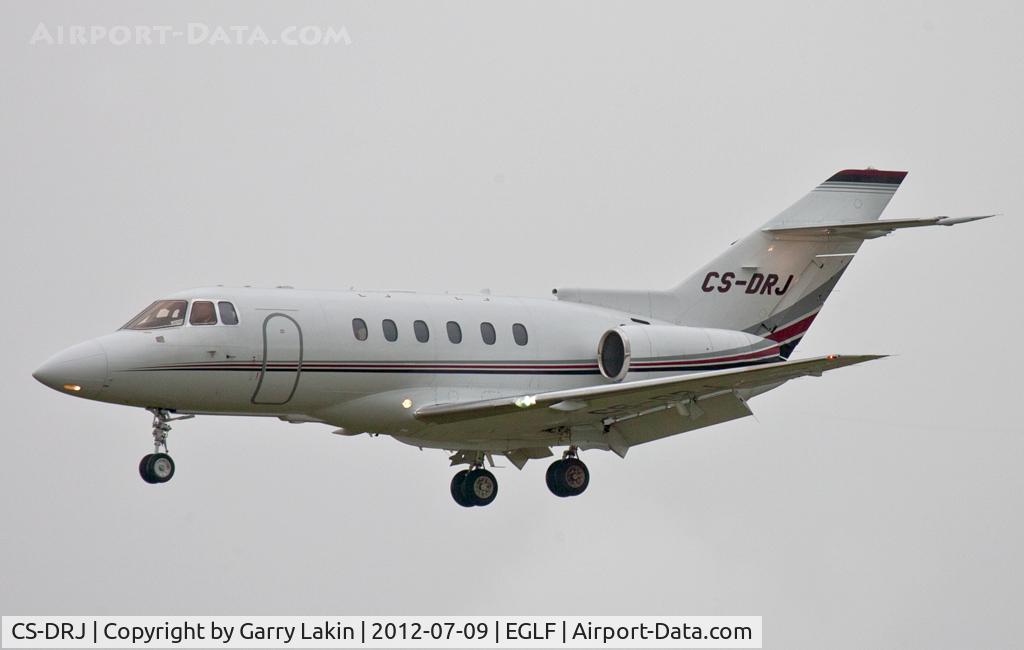 CS-DRJ, 2006 Raytheon Hawker 800XP C/N 258760, on finals to Farnborough