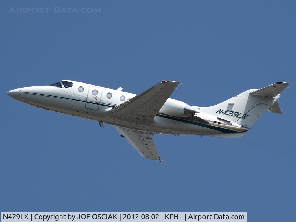 N429LX, 2000 Raytheon Aircraft Company 400A C/N RK-265, Leaving Philly