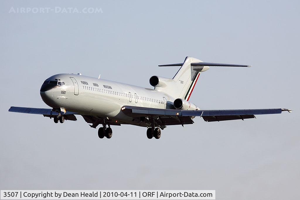 3507, 1981 Boeing 727-264 C/N 22412, Fuerza Aérea Mexicana 3507 from Green State Airport (KPVD) - Providence, Rhode Island, on short final to RWY 5.