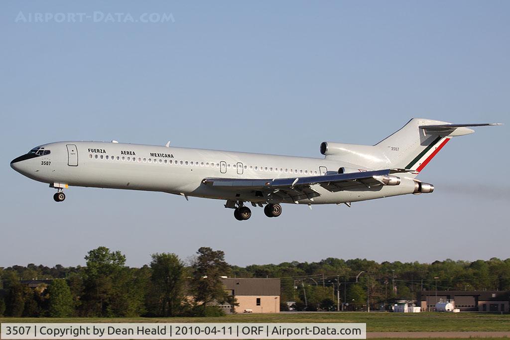 3507, 1981 Boeing 727-264 C/N 22412, Fuerza Aérea Mexicana 3507 arriving to RWY 5 from Green State Airport (KPVD) - Providence, Rhode Island. Rare sighting at Norfolk and great to see an old 727 still flying.