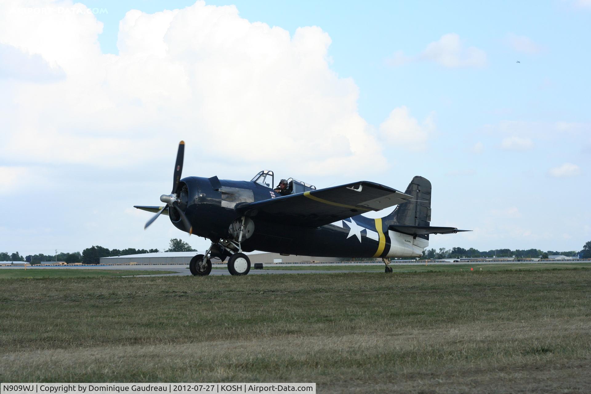 N909WJ, 1944 General Motors (Grumman) FM-2 Wildcat C/N 16203, Photo from Oshkosh