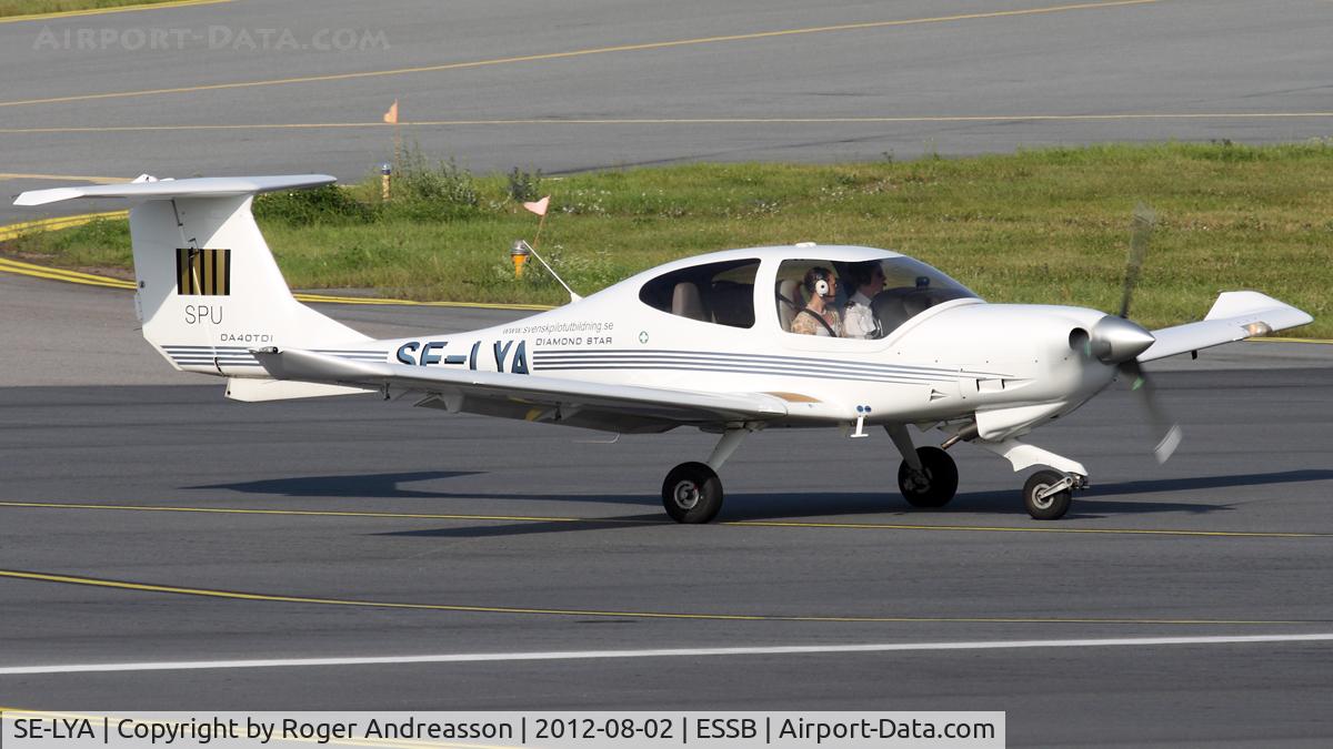 SE-LYA, Diamond DA-40TDI Diamond Star C/N D4.104, Operated by SPU