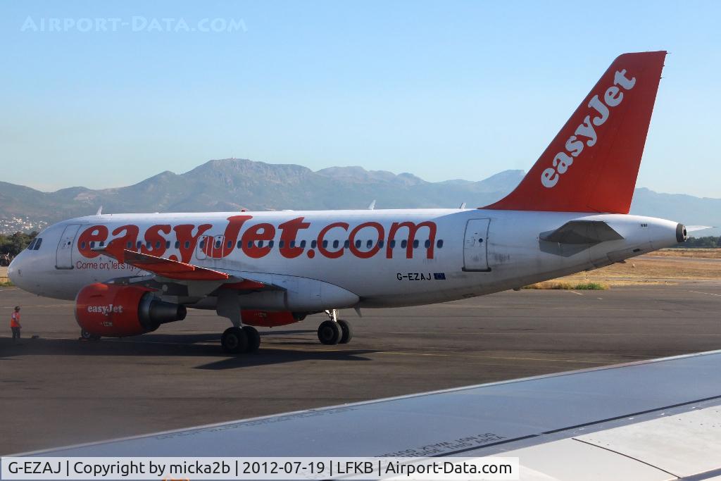 G-EZAJ, 2006 Airbus A319-111 C/N 2742, Parked