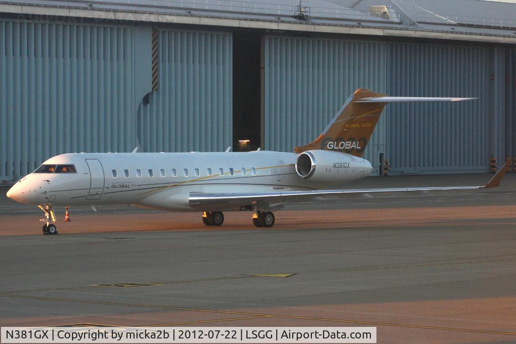 N381GX, 2012 Bombardier Global 6000 (BD-700-1A10) C/N 9381, Parked