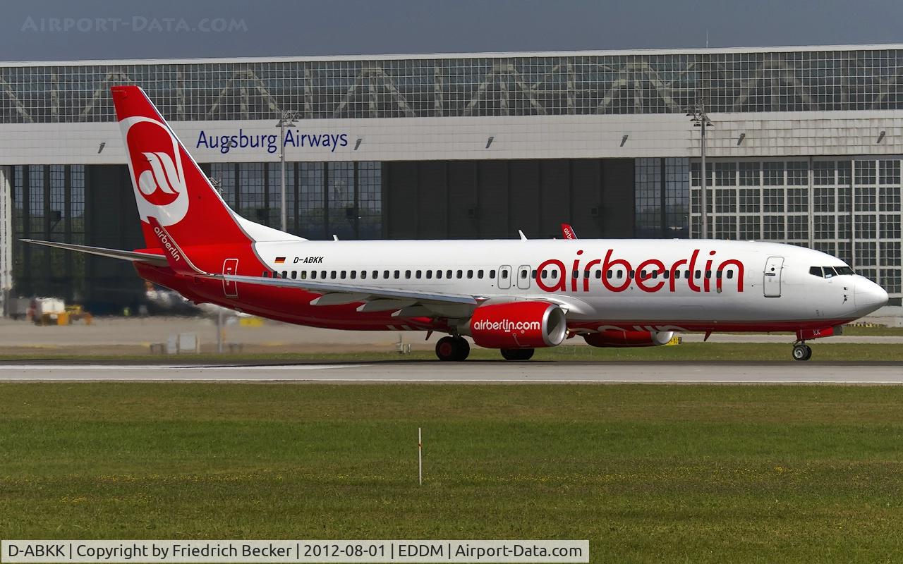 D-ABKK, 2010 Boeing 737-86J C/N 37753, departure from Munich