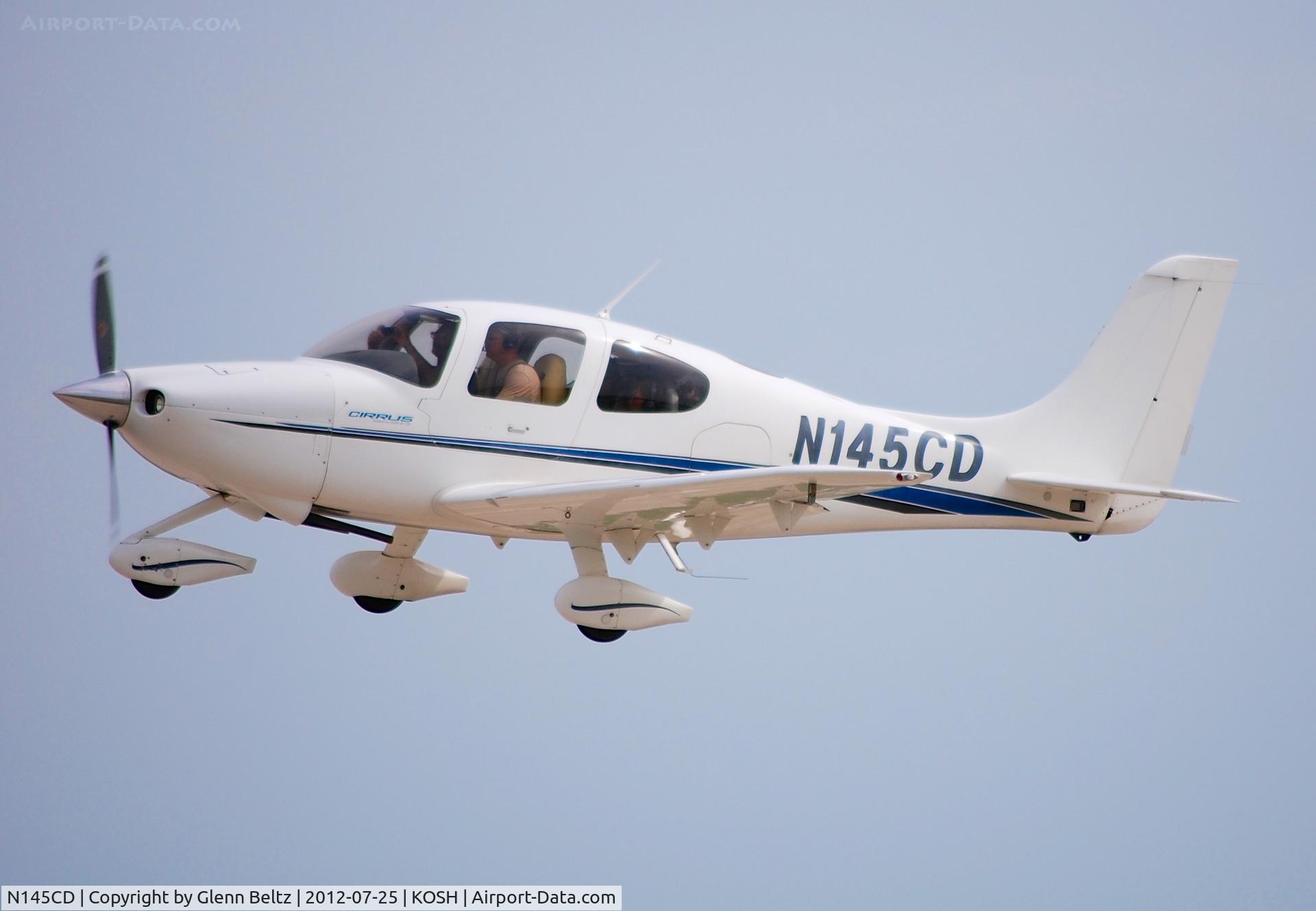 N145CD, Cirrus SR20 C/N 1020, Departing EAA Airventure/Oshkosh on 25 July 2012.