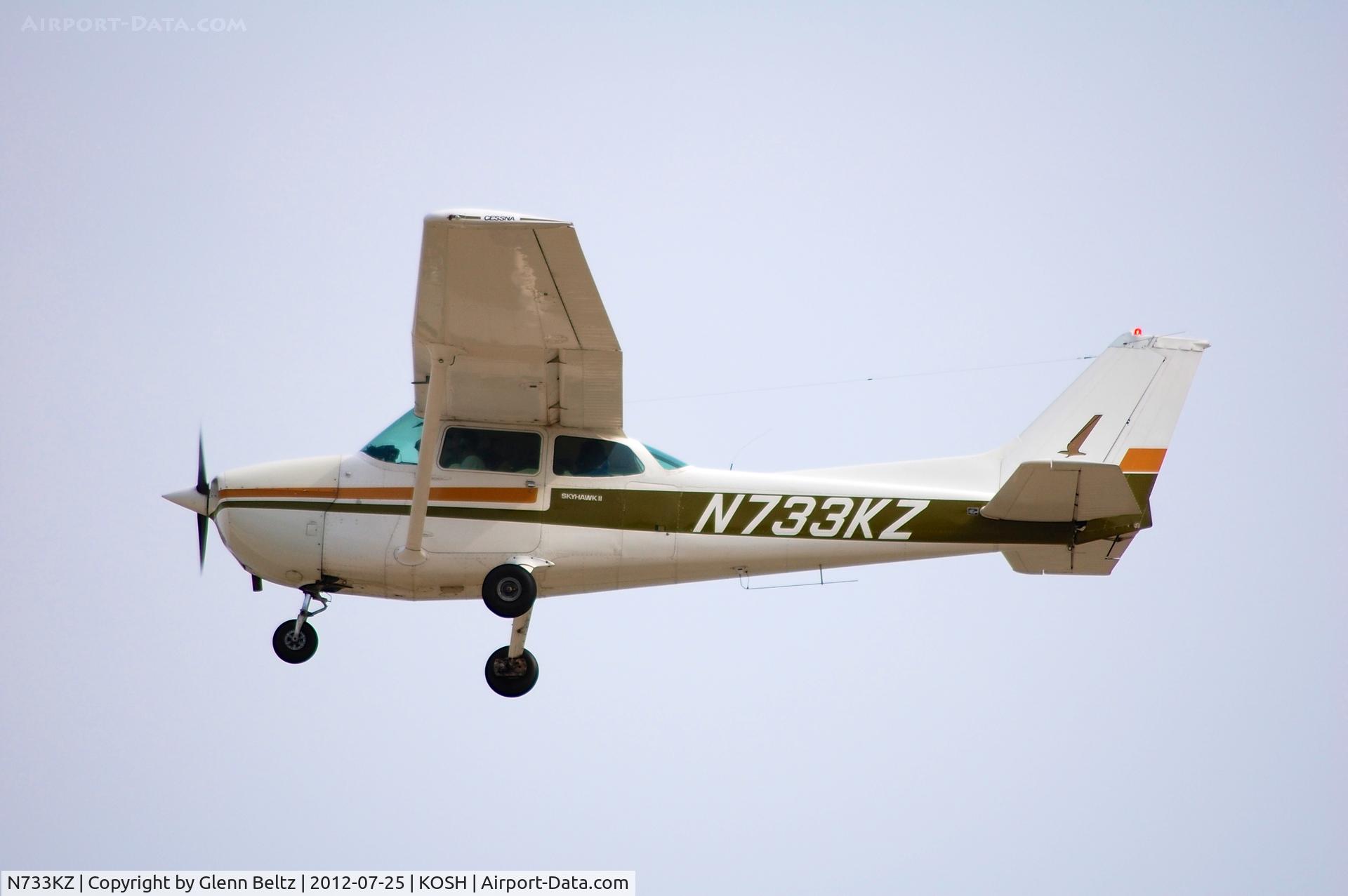 N733KZ, 1976 Cessna 172N C/N 17268363, Departing EAA Airventrure/Oshkosh on 25 July 2012.