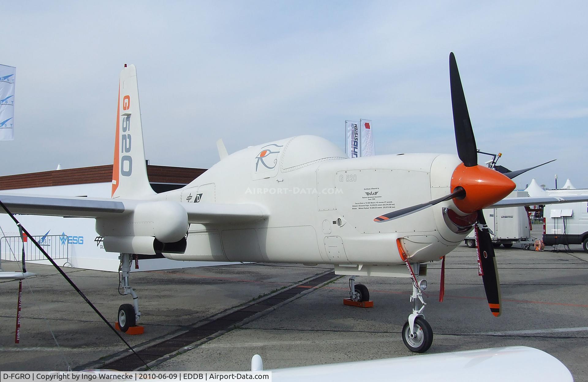 D-FGRO, 1991 Grob G-520 Egrett II C/N 10005, Grob G.520 EGRETT-2 / STRATO-1, currently not carrying the registration as DEGOSS demostrator at ILA 2010, Berlin